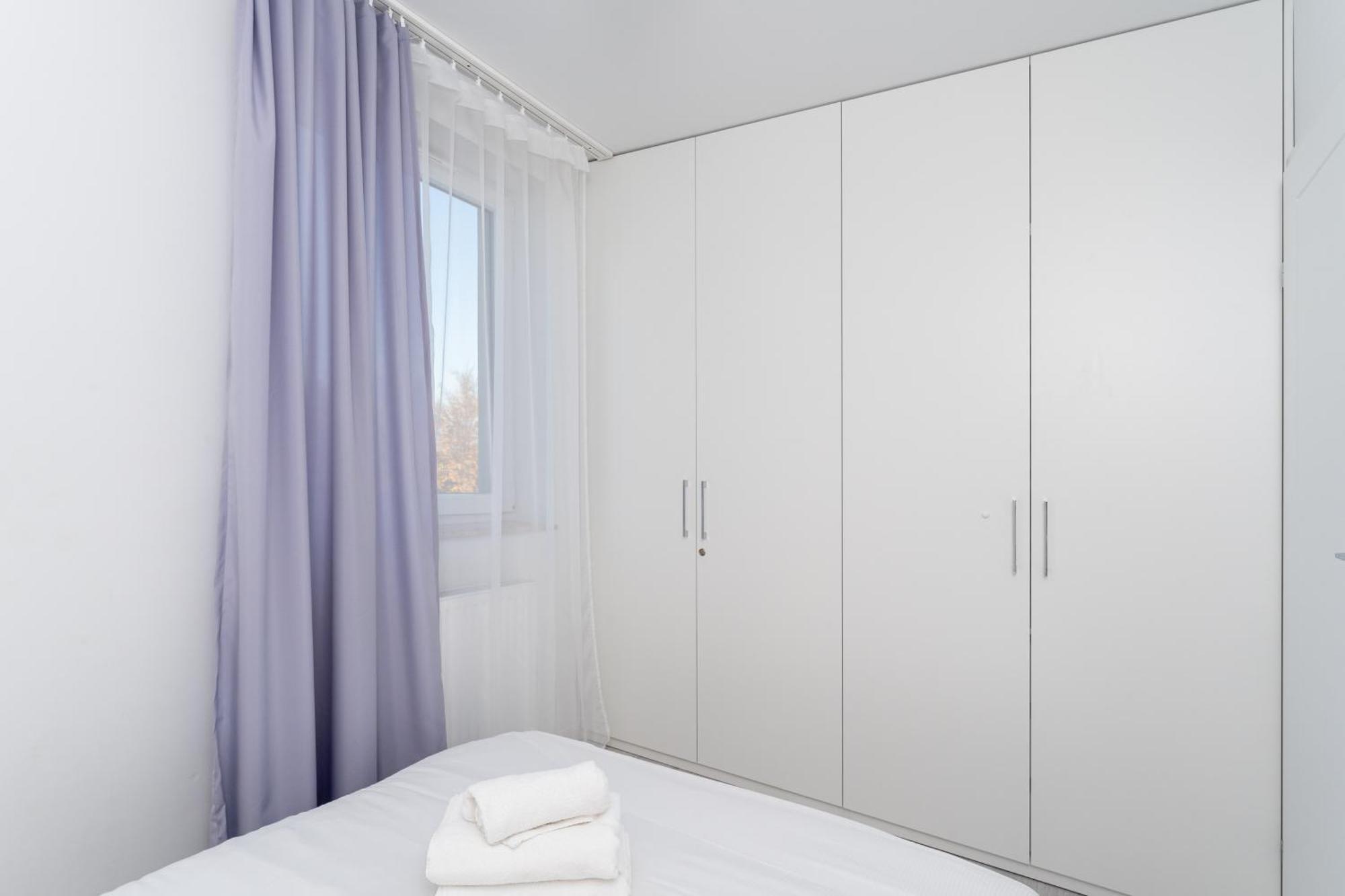 Zlocien Bright Apartment Krakow